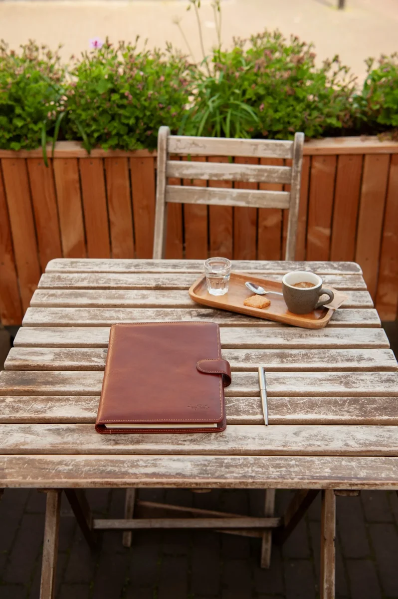Tony Perotti A5 Folder Standard with Tablet Pocket, Dark Brown - Bild 7
